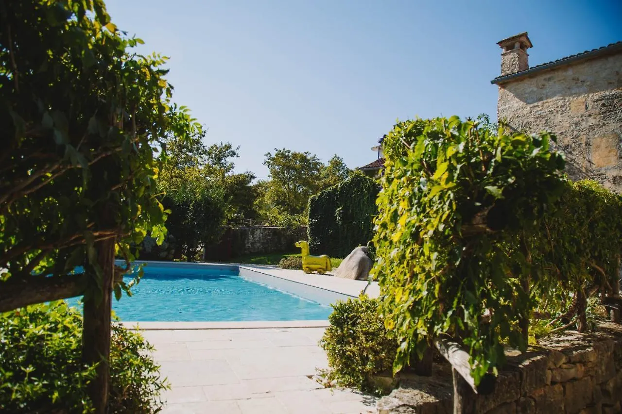 Arbalovija Rustic Villa Sivati 0*,