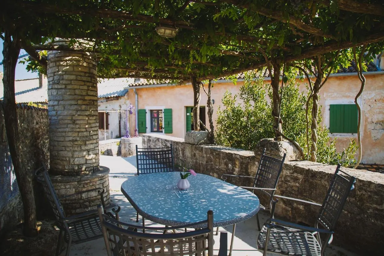 Arbalovija Rustic Villa Sivati
